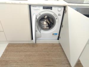 Cais das Pedras Pátio Apartment - with washer and dryer machine