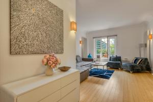 Knightsbridge Harrods 2 Bed 2 Bath with Terrace