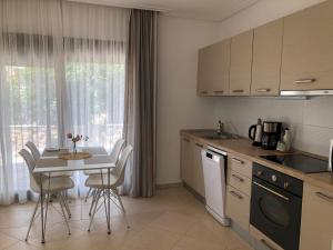 DIA Summer Suites - Halkidiki Suites Com