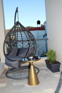 Superior Petit Studio