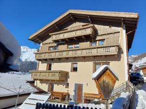 Haus Dilitz-Theiner - Bachblüte