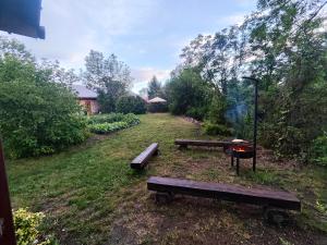 Dolistówka Apartamenty, pole namiotowe, balia z jacuzzi, ogród warzywny dla gości, plac zabaw dla dzieci