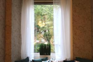 Stylish 3-bed apartment in London within walking distance to tube stations