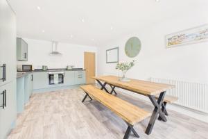 Host & Stay - The Old Auction House