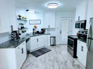 2 Bedroom Kitchen and Living Area