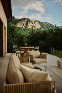 NORTE - house by the cliff