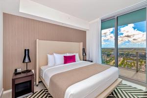 Modern Condo Retreat with Ample Space