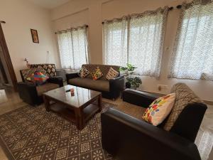 Entire 3 BHK - Ideal for Families & Work Trips