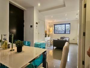 Shoreditch 4 bedroom apartment in Brick Lane