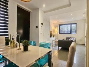 Shoreditch 4 bedroom apartment in Brick Lane