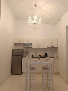 Modern Studio Historic Center