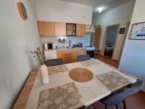 Apartment Pergola with Mediterranean Garden & BBQ