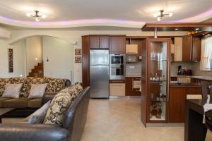 Thalori Retreat Areopoli