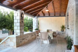 Thalori Retreat Areopoli