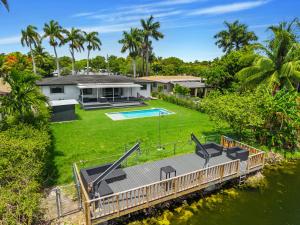 Luxury Miami Waterfront Retreat with Private Dock
