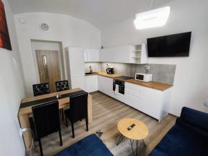 Two bedroom apartment with parking