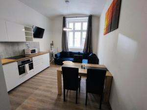 Two bedroom apartment with parking