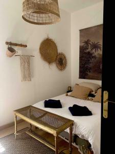 Bordeaux center nice quiet apartment