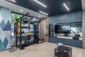 Spacious Apt W Gym in Building