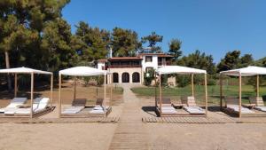 villa King Filippos by the sea