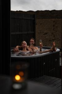 Panorama Glass Lodge SOUTH