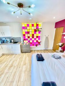 Beautiful city centre studio - central location