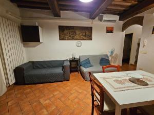 Bilocale indipendente a 10 da Pisa