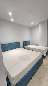 Blue Heaven Apartments