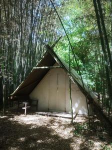 tente de trappeur au camping les cournoulises 2 à 4 personnes