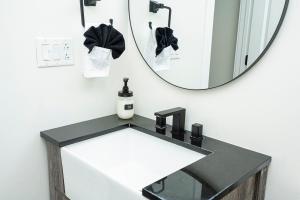 indy dreamhouse lux stay