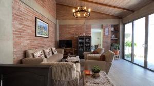 Casa con jardín en el centro