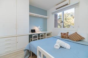 Apartamento à 10 min Centro para 06 Pessoas com Lareira, Ar condicionado e Wi-Fi Veloz