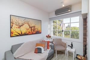 Apartamento à 10 min Centro para 06 Pessoas com Lareira, Ar condicionado e Wi-Fi Veloz