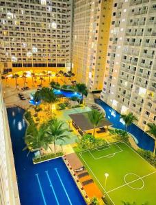 Mary Staycation near Mall of Asia and Manila Airport located in Shore Residences