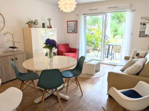 Appartements T2 en rez-de-jardin proche Vannes - Parking - Calme : photos des chambres