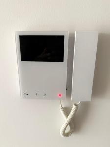 Calm and Modern Flat with Free Parking 10mins on bus to City Centre 1min walk to Bus stop