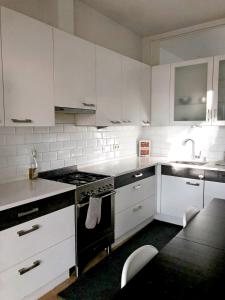 Bright apartment in Saint-Gilles