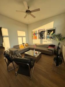 Bright apartment in Saint-Gilles