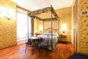 Double or Twin Room room in Residenza Ave Roma