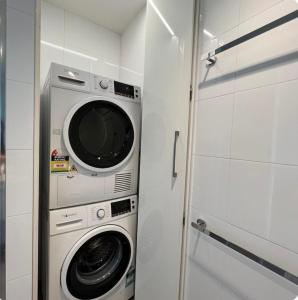 Melbourne City Central 2Bed 2Bath Parking