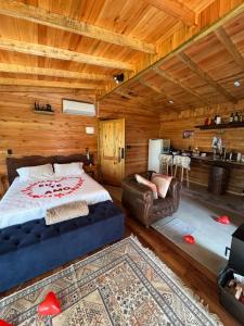 Cabana Entre Árvores - Azaléia