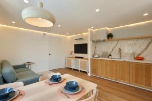 Alesea Suites Surf Town