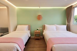 Alesea Suites Surf Town