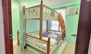 AURUM HOLISTAY DECA HOMES 2BR UNIT with FREE CAR PARK