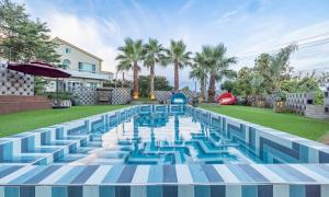 Jeju BunkerHotel&Resort