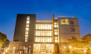 Jeju BunkerHotel&Resort