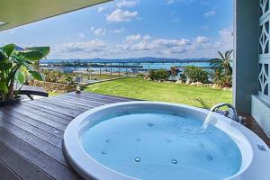 オーシャンフロントKouri Stay - Ubytování bez kategorie ve městě Nakijin