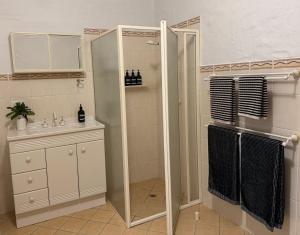 Tweedies Gully Estate Settlers Cottage Barossa