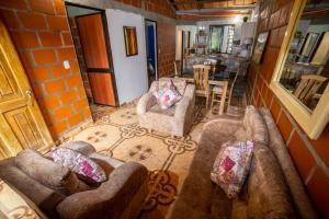 en brazos de la abuela