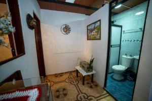 en brazos de la abuela